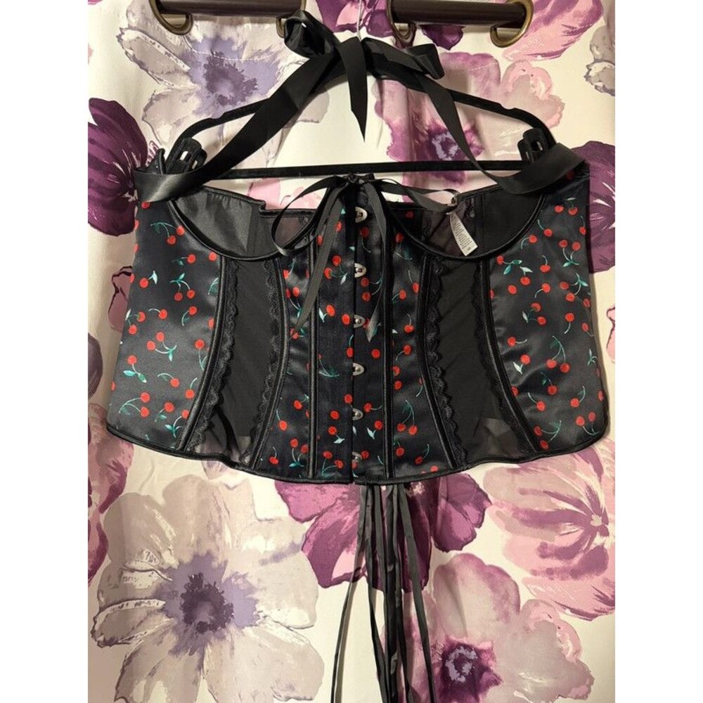 Adore Me Cherry Amadine Corset Set